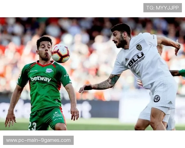 西甲：马德里双雄争夺激烈，积分差距缩小，马德里竞技西甲直播赛